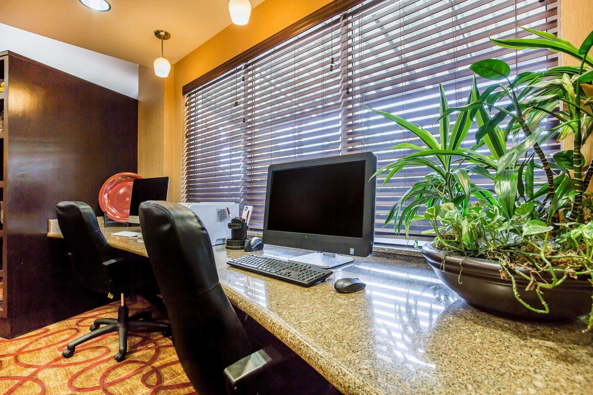 Comfort Suites Ontario Airport Convention Center Bagian luar foto